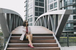 Read more about the article Seasonal Fashion Trends: A Comprehensive Guide to Elevate Your Style Throughout the Year