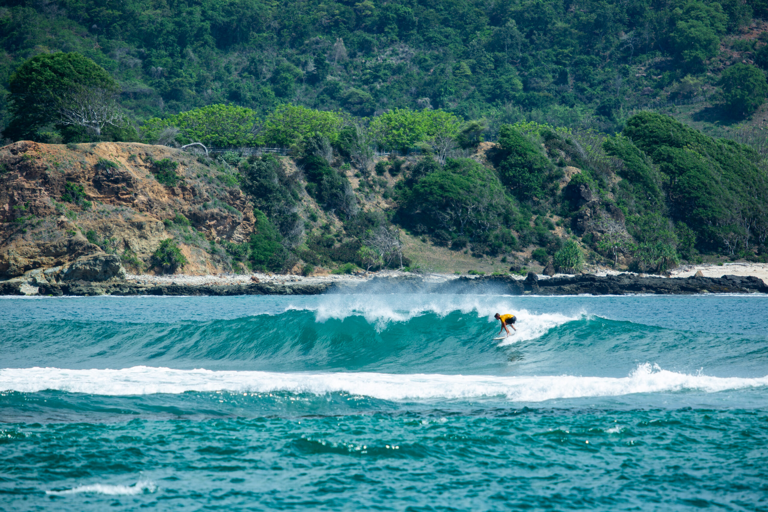 Surf’s Up: Discovering the Greatest Surfing Beaches in Malaysia